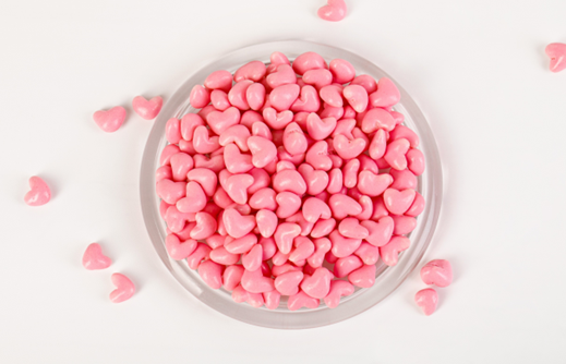 Драже "Сердечки розовые" (6х0,6 кг) Россия, 109600