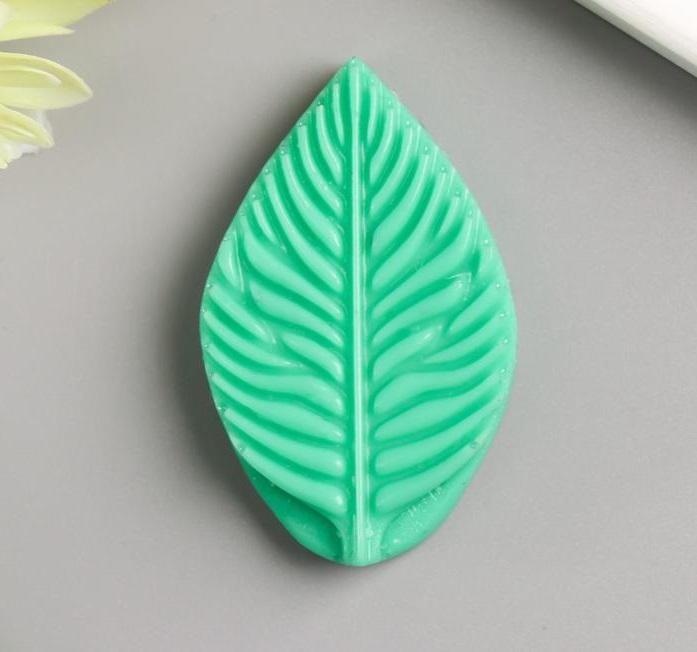 Молд пластик "Лист японской розы",5х3см,4765660