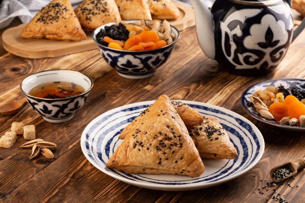 Пирог "Самса" с курицей (заморож) (100 гр*40шт/кор)  [60511]