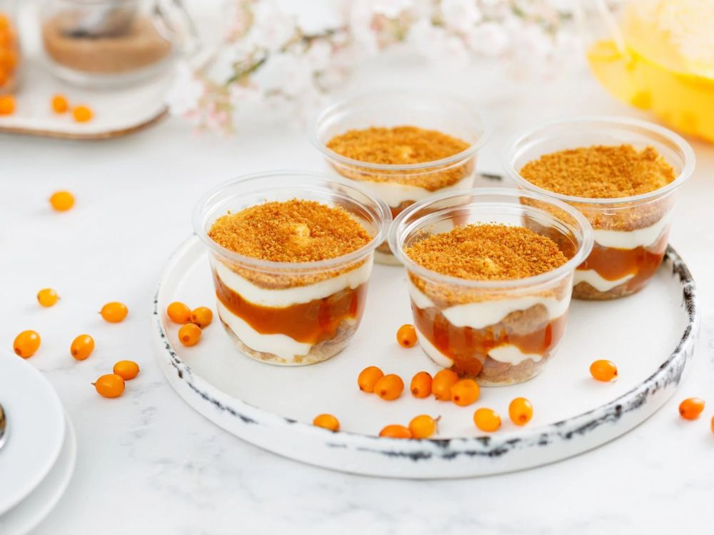 Пирожное Медовик с облепиховой начинкой (заморож.) (100гр*15 шт/упак) Е.К. [1721]