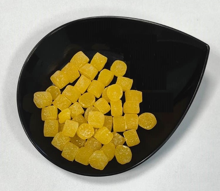 Полуфабрикат жевательный "Джелли ролс" банановый вкус 6/8, кор.5кг